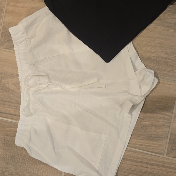 2 Pairs of Shorts - Picture 2 of 4